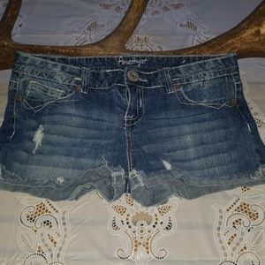 Amethyst jean shorts